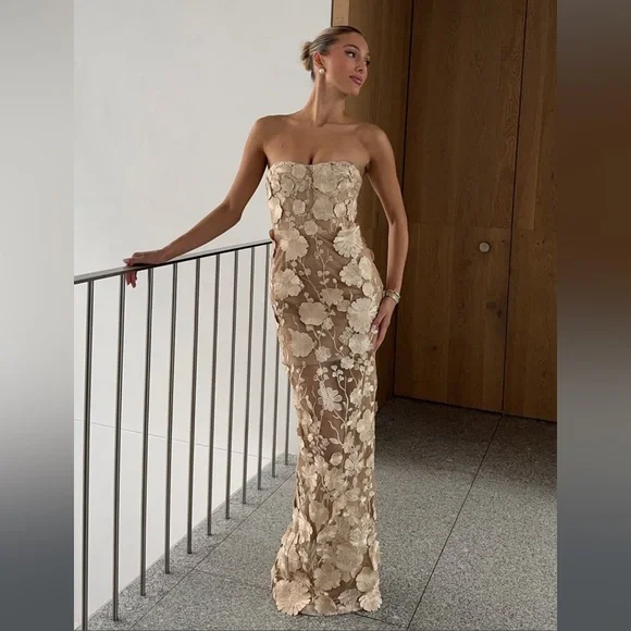 bronx and banco jasmine 3d floral applique lace strapless maxi dress gown XS NEW - Picture 17 of 17